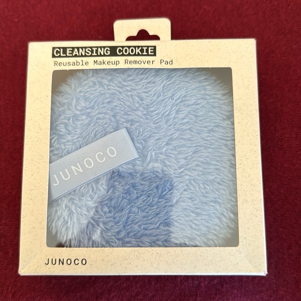 Brand New Junoco Cleansing Cookie Reusable makeup remover pad